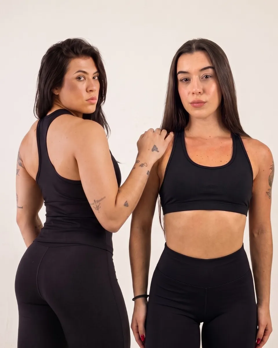 Rafaela Schumacher e Francielli Candido, de roupa de treino preta